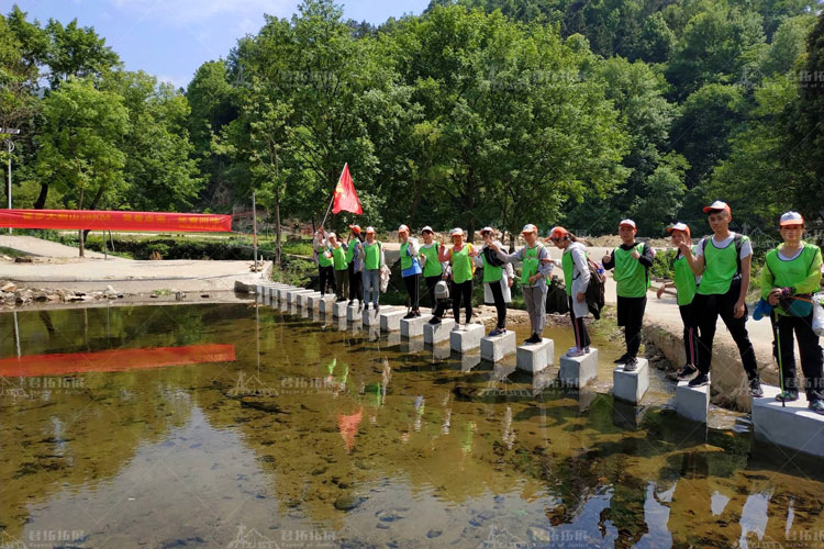 2019凱藍(lán)華中—徒步大別山，重走長(zhǎng)征路